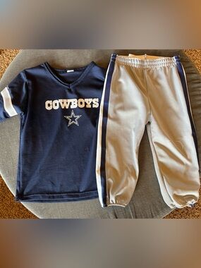 Cowboys Youth Navy and Gray Two-Piece Athletic Bottoms Set